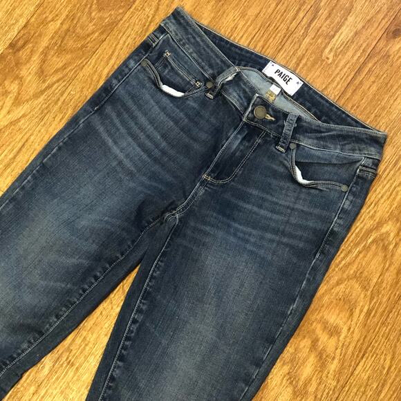 NWOT Paige Medium Wash Blue Lightly Faded Skinny Jeans Size 27